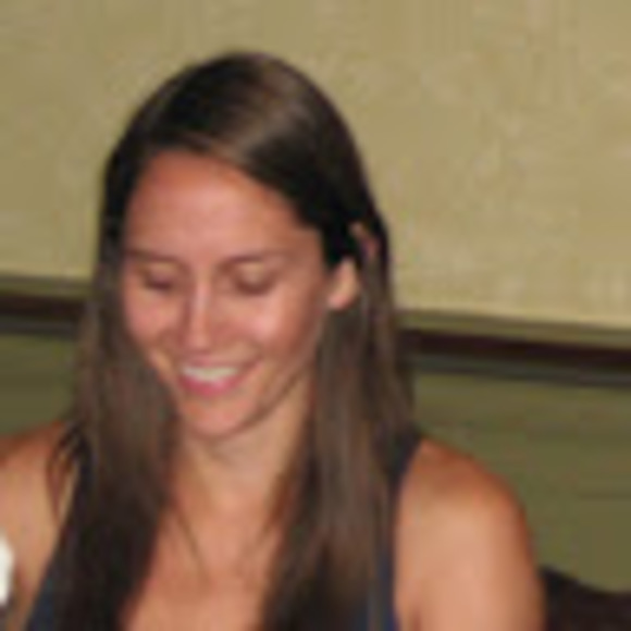 Meet your Posher, Allison - Picture 1 of 1